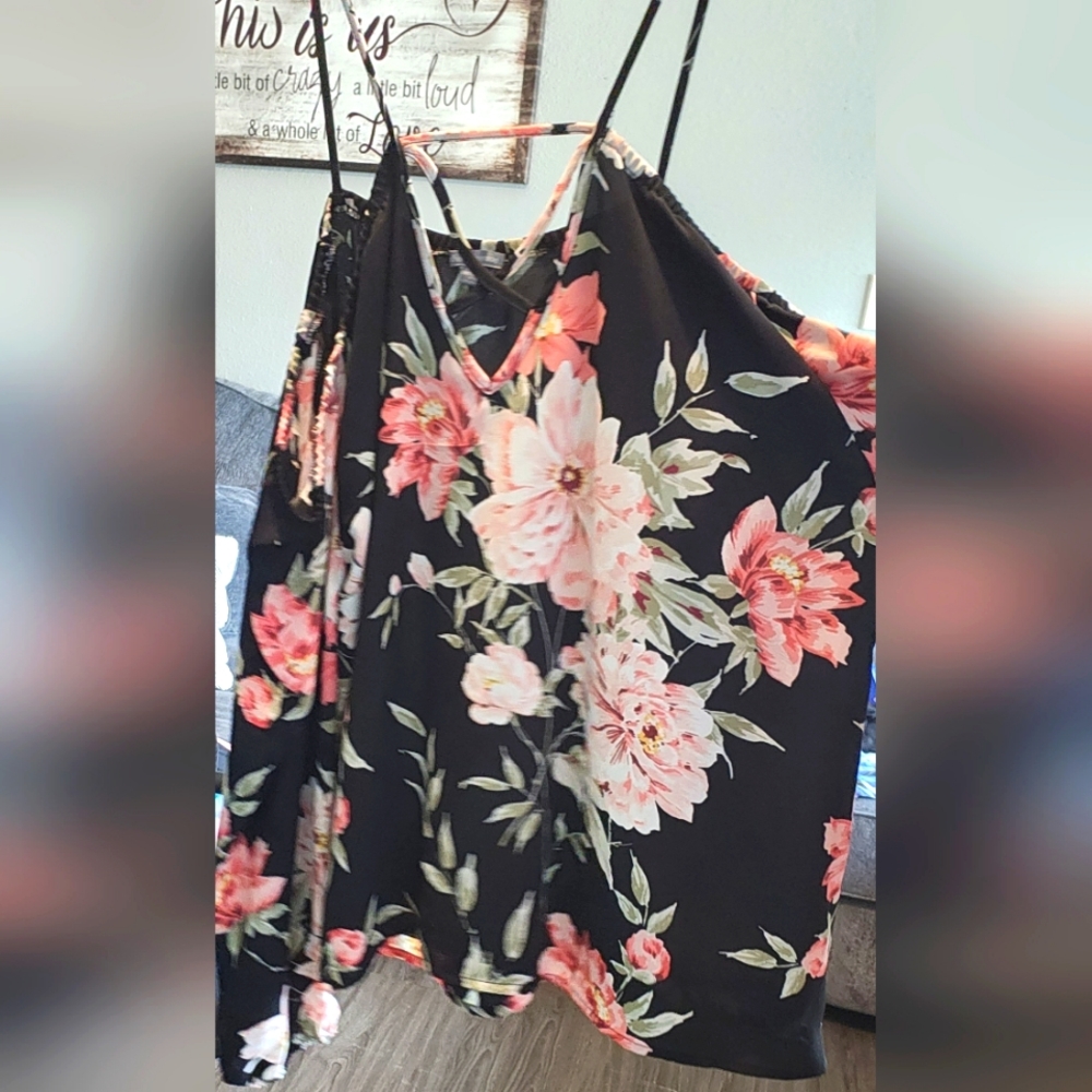 NWOT Charlotte Russe Cold Shoulder Blouse